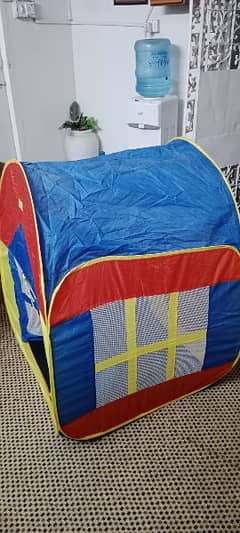 Kids play tent house