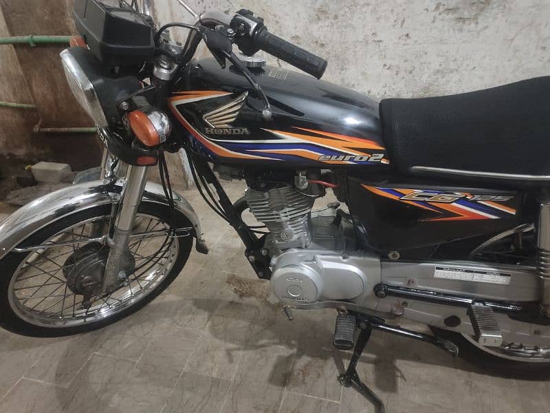 Honda 125 hyd no 16