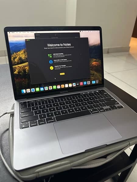 MacBook Pro M1 2020 8gb Ram 256 gb SSD Grey Color 0