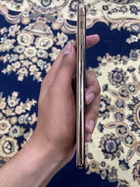 iphone xs max 256gb pta approved golden 5