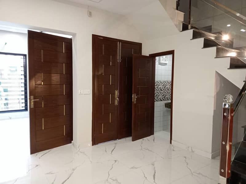 5 marla house for sale in paragon city lahore 12