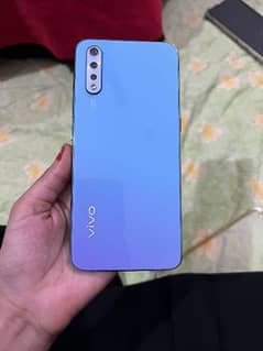 vivo 8/256 0