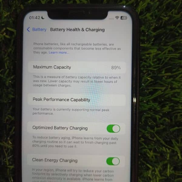 iphone xr 128 GB JV read add 8