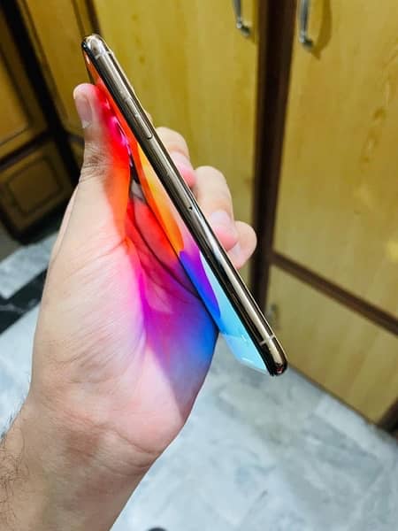 iPhone XS pta approved physical sim fixed price 4