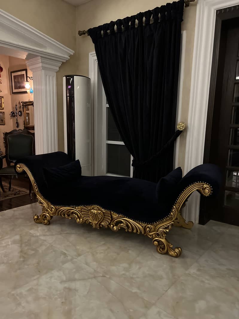 Luxury Sheesham Wood Settee with Gold Leafing & Royal Blue Velvet 3