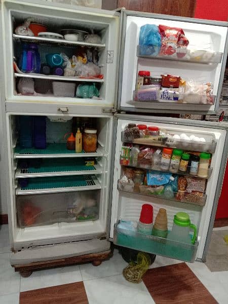 double door fridge in good condition 9