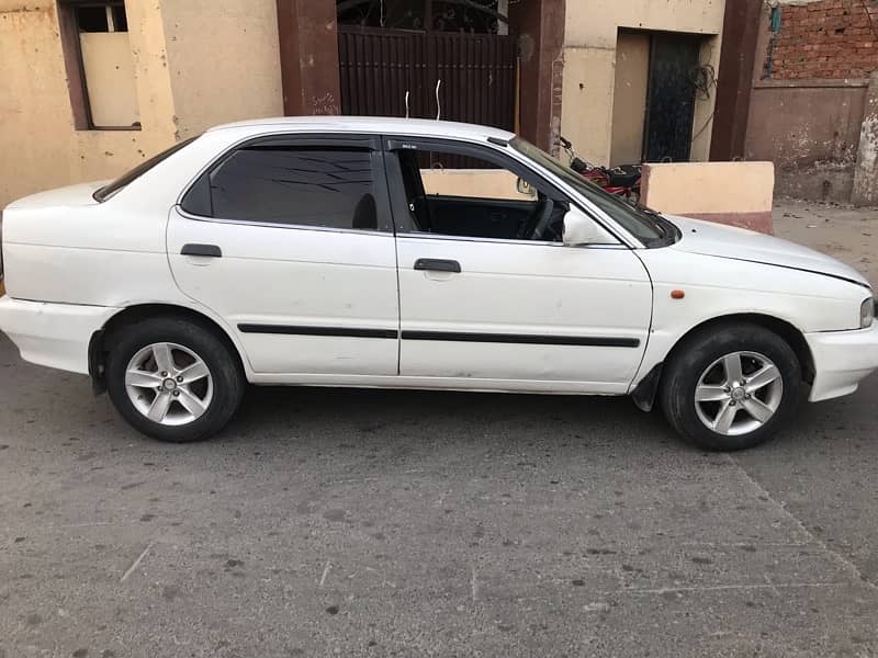 Suzuki Baleno 2000 model jenvan 1