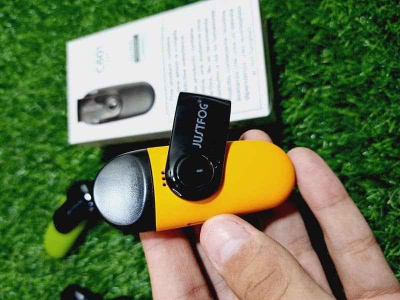 just fog pod /brand pod /refillable/ rechargable/ 2