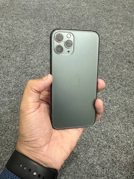 iphone 11 pro 64 non pta                       03336279733 whatts app 0