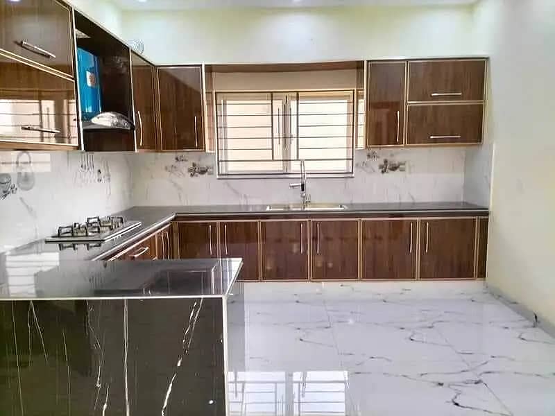 10 Marla Luxury Non Furnished Upper Portion For Rent Bahria Town 8