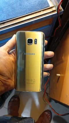 Samsung galaxy S7 edge  2Gb Ram 32Memory