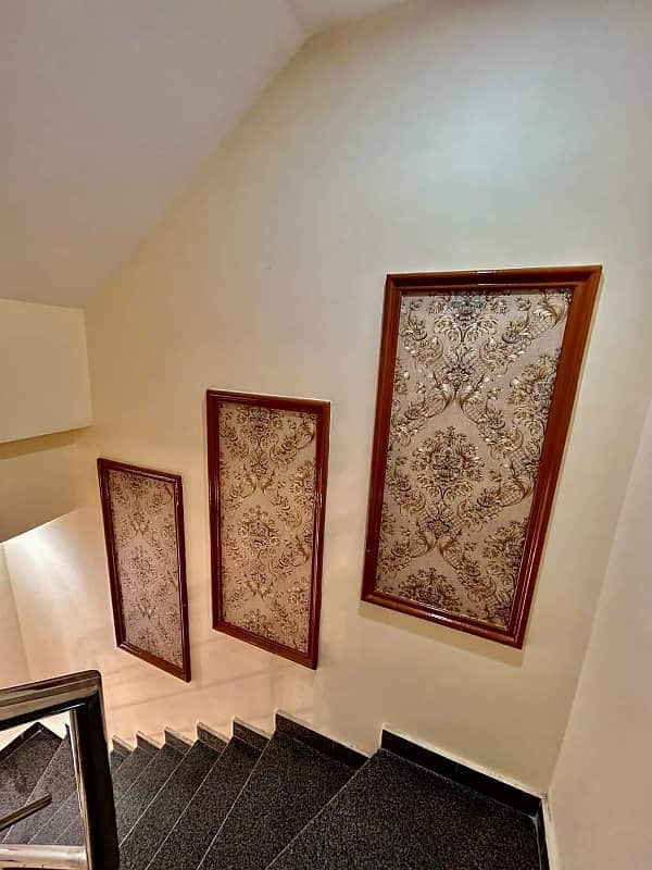 5 Marla Luxury Used House For Sale In Bahria Town Lahore 9