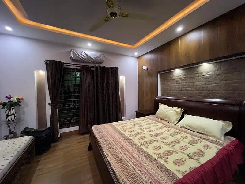 10 Marla Luxury Furnished Upper Portion For Rent in Bahria Town Lahore 8