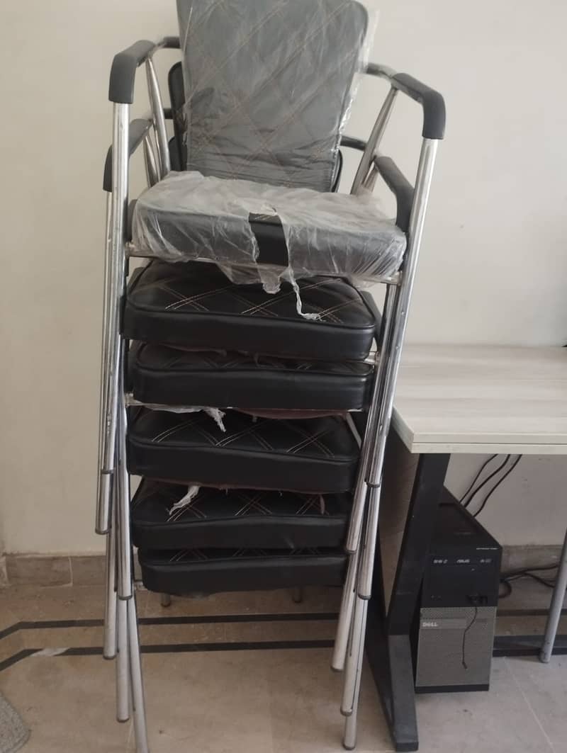 Office work chairs available 1