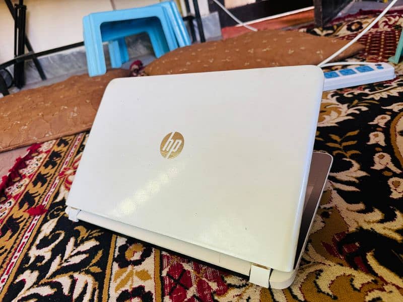 HP Core i5 6th Gen Laptop (Full Size) 3