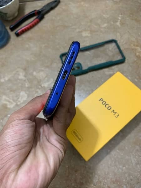 poco M3 6/128GB 6000mh battery with box all ok 7