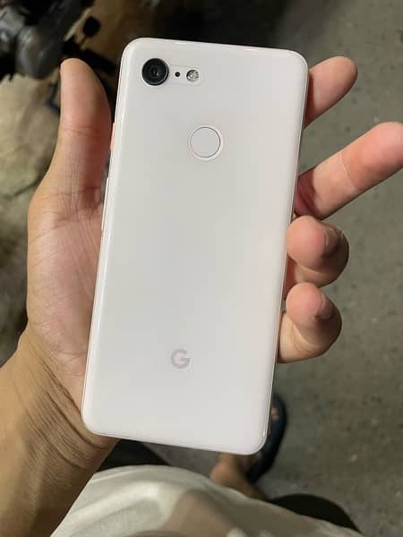 google pixel 3  64 gb  scrachless phone 2