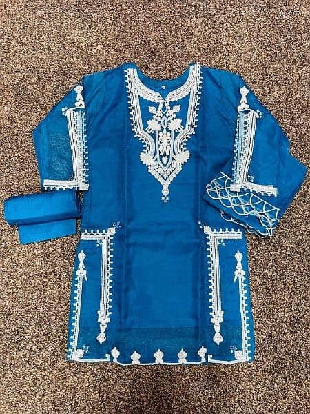 3 Pcs Woman stitched organization Embroidered suit 2