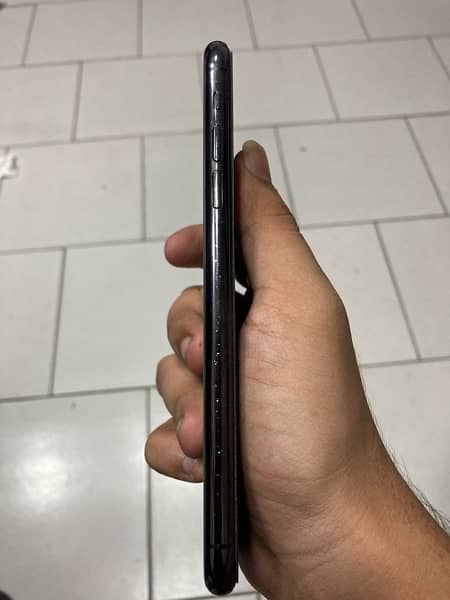 Iphone 11 pro max 1