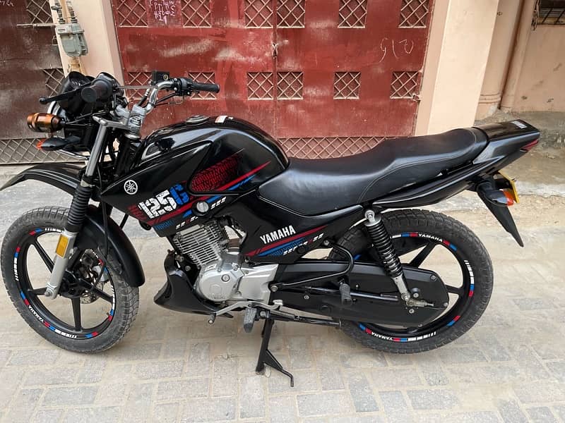 URGENT YBR 125G 2022 LOW MILES 5