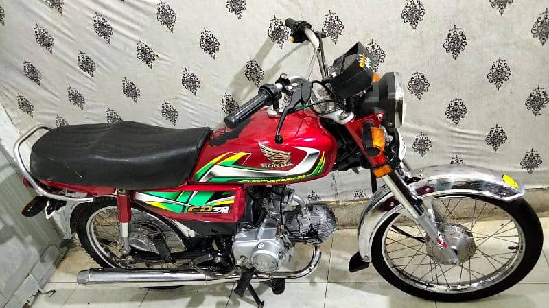 HONDA CD 70 2022 K October ki hai urgent sale 2