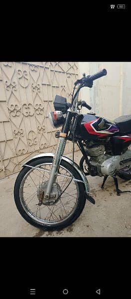 Honda cg 125 2017 sukkur number good condition 9