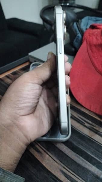 Iphone 15 pro max non pta 4