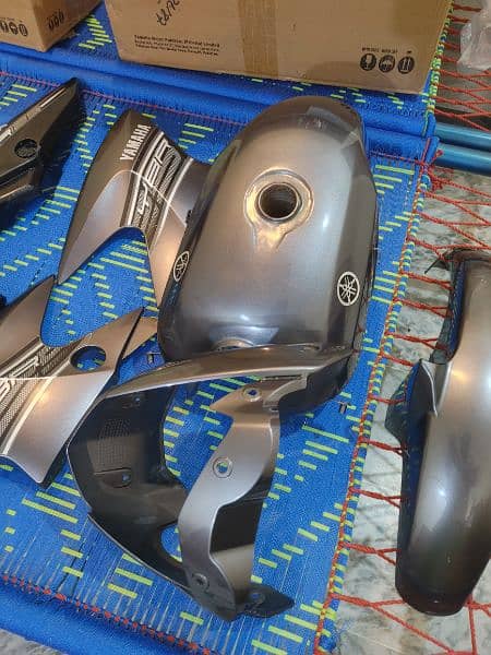 Gray Yamaha YBR Genuine Body, Tanki (Read ad) 1