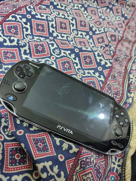 PS Vita 1000 (OLED) Jailbroken 40gb 1