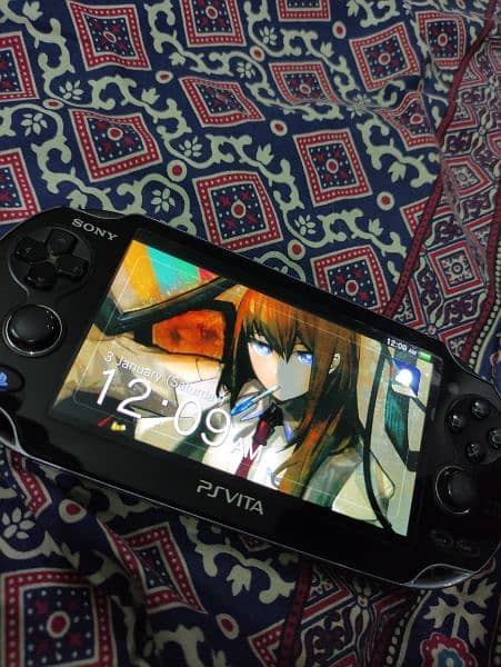 PS Vita 1000 (OLED) Jailbroken 40gb 3