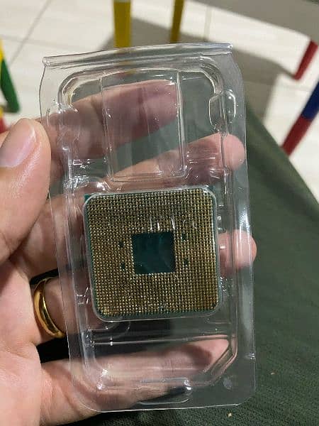 Ryzen 5 2600 Processor Chip 1