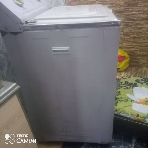 OLD A GOLD SUPER ASIA WASHING MACHINE 9