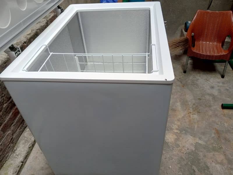 HAIER CHEST FREEZER 4