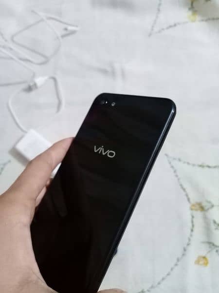 Vivo Y83 128+6Gb Box & Original Charger 4000mah Battery. Clear Selfie 2