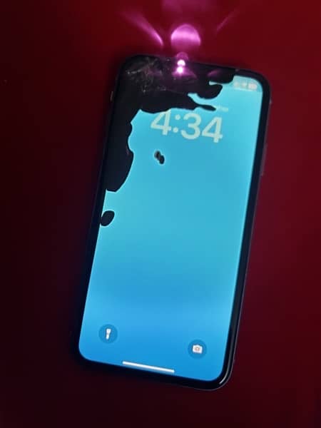 iPhone 11 64gb Purple 1