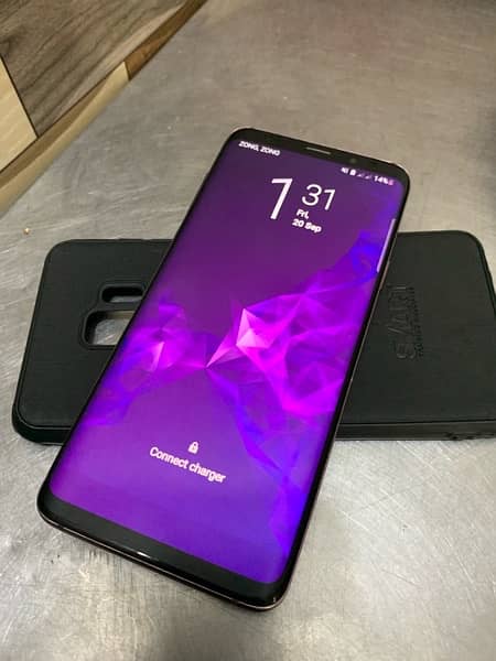 ( Samsung galaxy s9 plus ) 6/128  pta approved 2