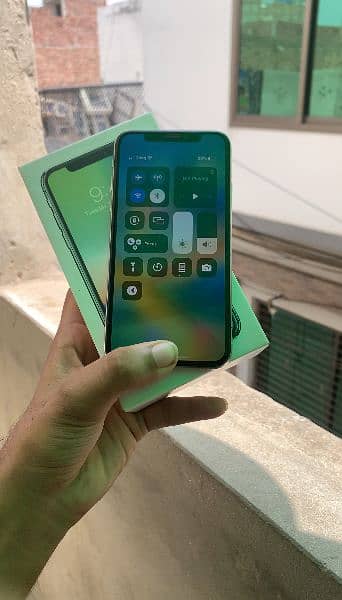 i Phone X PTA Approved (jv) 64GB With BoX 03017073445 1