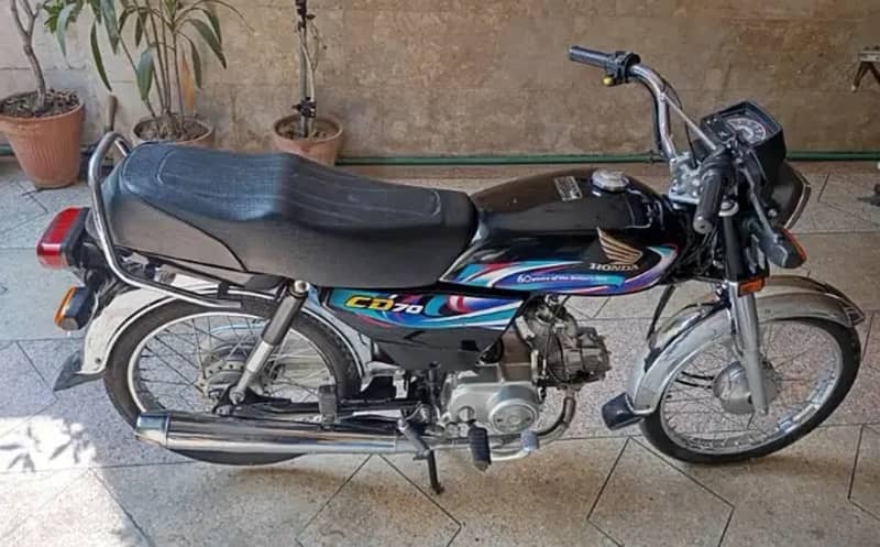 Honda CD 70 Black 0