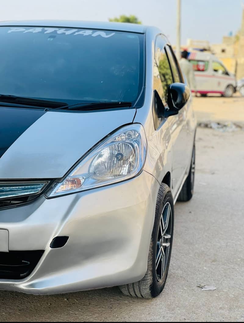 Honda Fit 2011 1