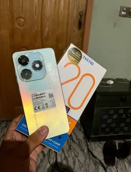 Tecno Spark 20 8/128 condition 10/10 3