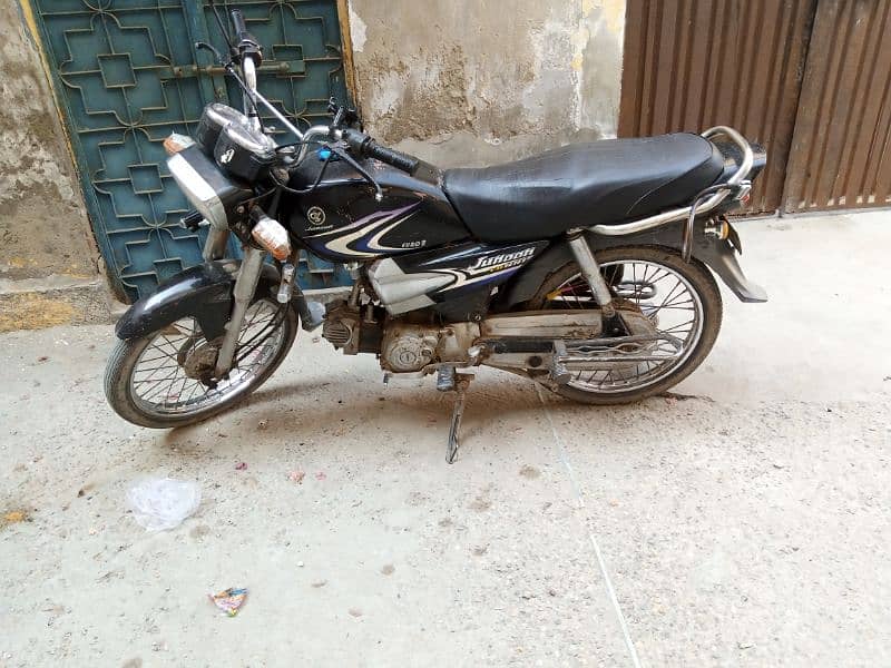 Yamaha junoon bike 4 stroke yd 100 model for sale 4