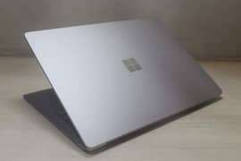 Microsoft surface laptop 3 i5 10th Generation 8gb/256gbssd