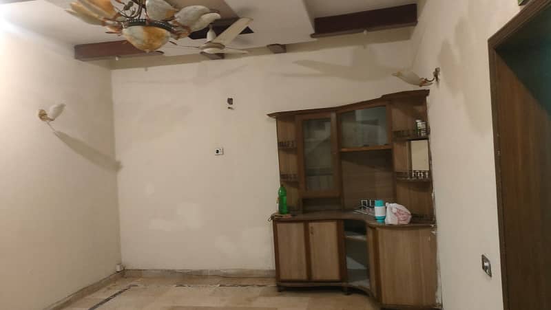 5 Marla Upper Portion For Rent In Johar Town Phase 2 4