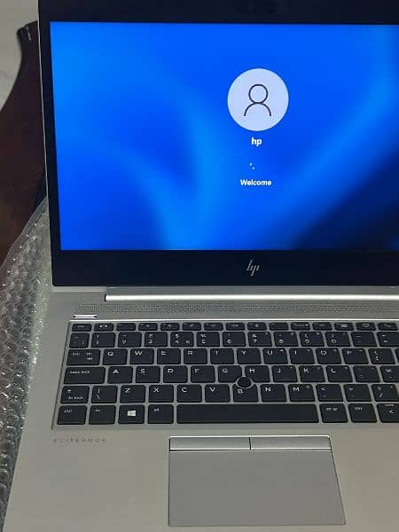 hp elitebook 830 g5 core i5 7th gn 2