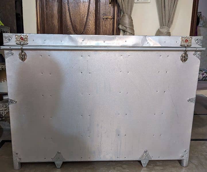 Metal Box/Trunk/petti/sandook/storage box 1