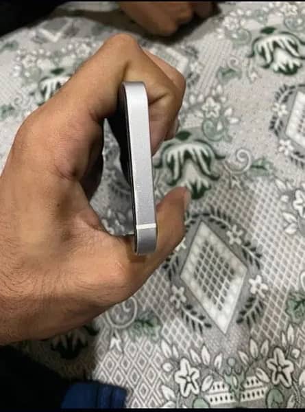 iphone 12 mini F. U with box 64gb non pta exchange 2