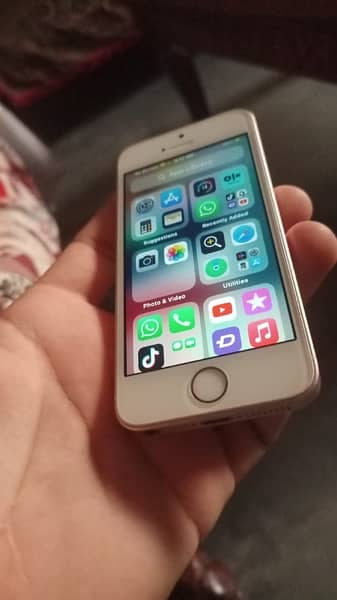 iPhone 5se 128gb non pta 5