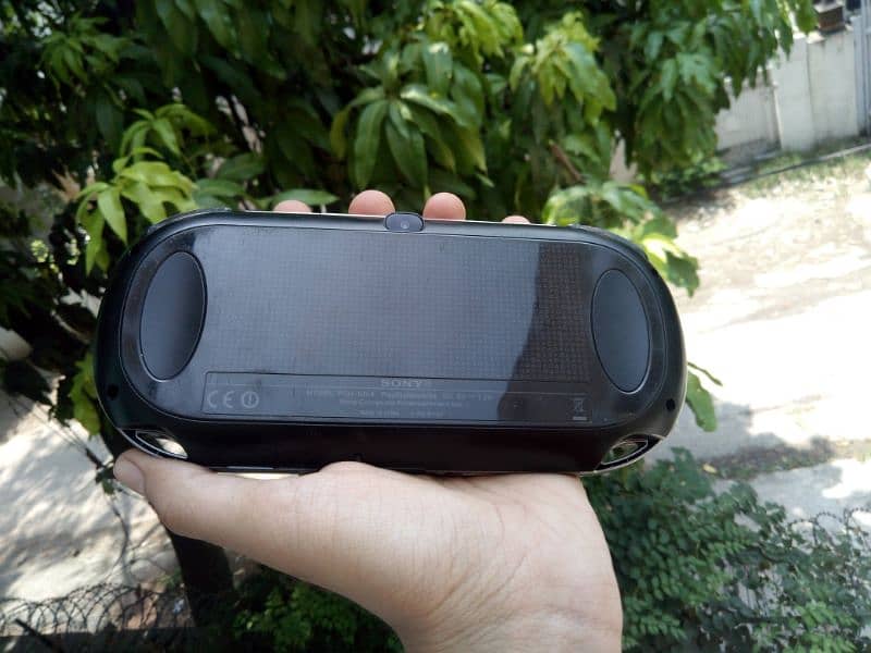 PS Vita 1000 (OLED) Jailbroken 40gb 5