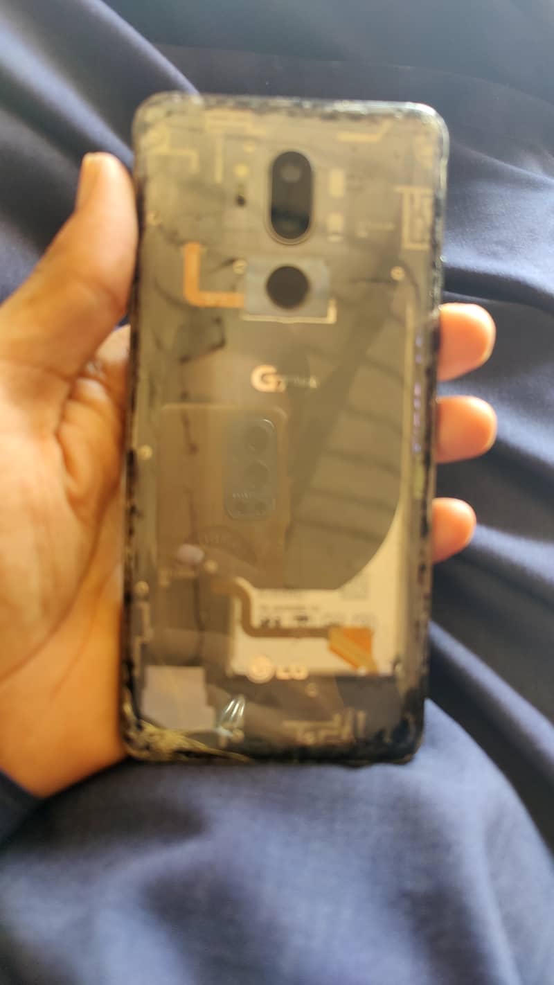 LG g 7 3