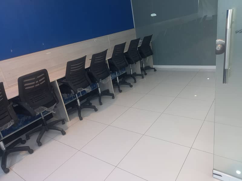 Blue area office 1500 square feet fully furnished jinnah avenue for Rent 2